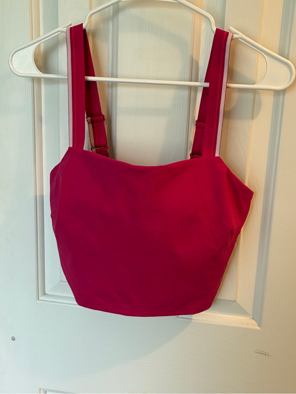 Lululemon Women's Fuchsia Square Neck Tennis Crop Tank Top